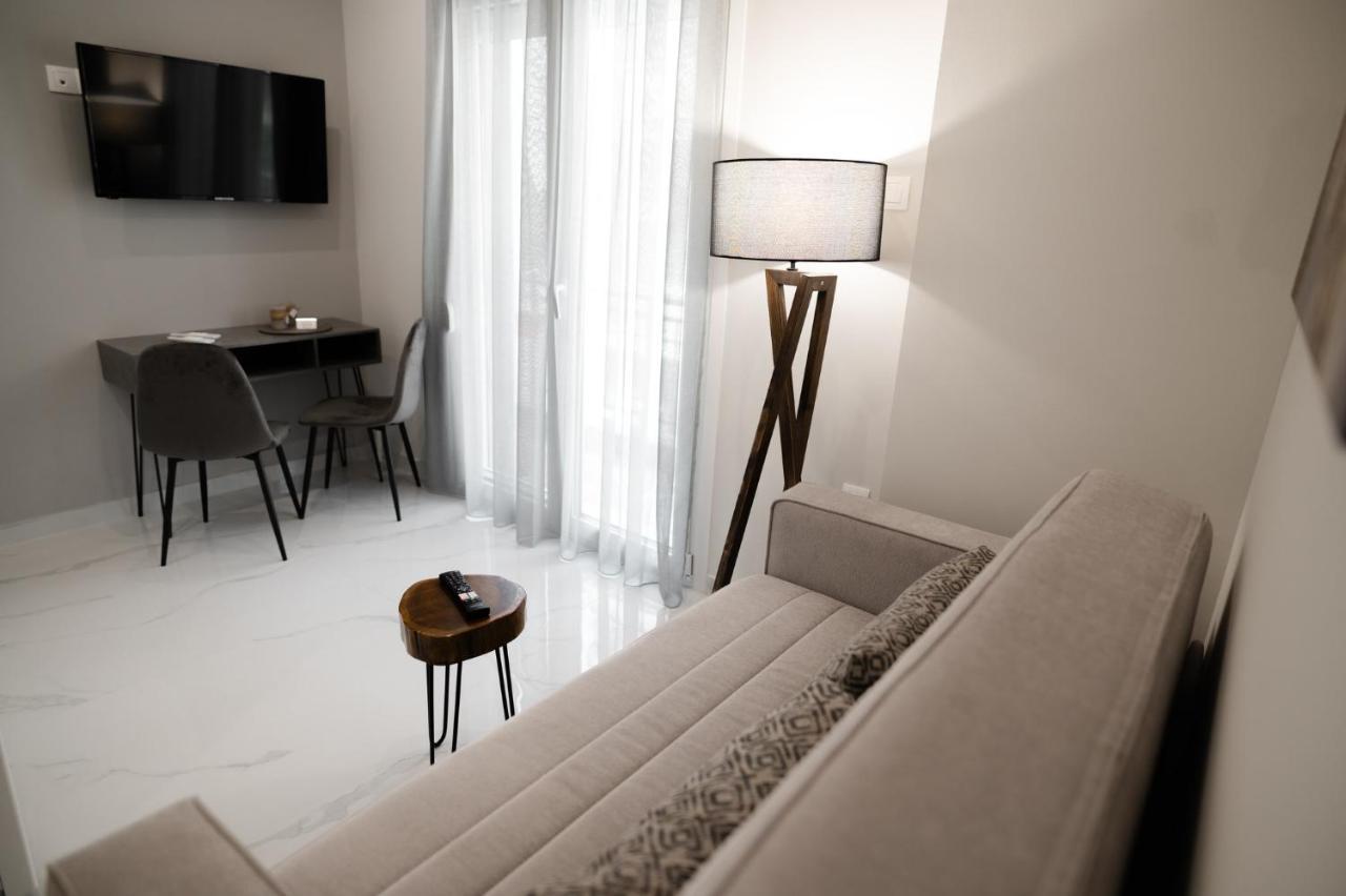 M10 Central Apartments Alexandroupolis Екстериор снимка